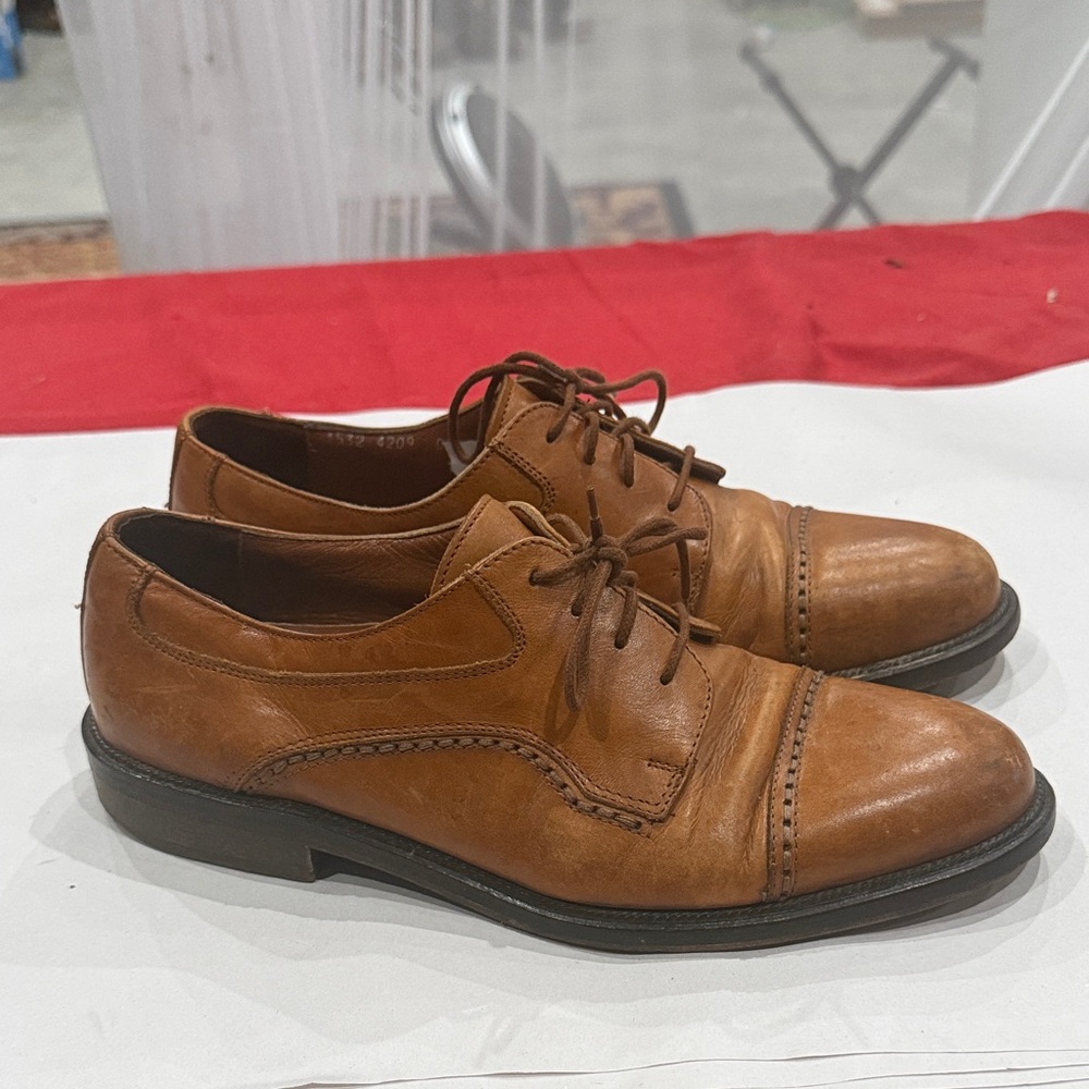 Classic Brown Leather Men's Oxfords